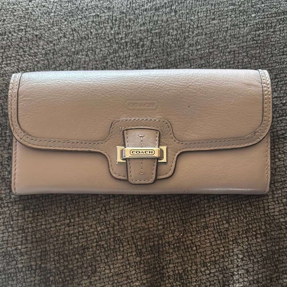 Coach Tan Leather Wallet with silver Clasp